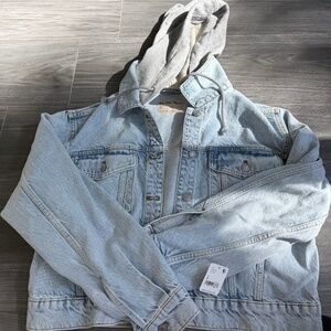 New with Tags Free People Brando Denim Jacket in Malta wash size LARGE